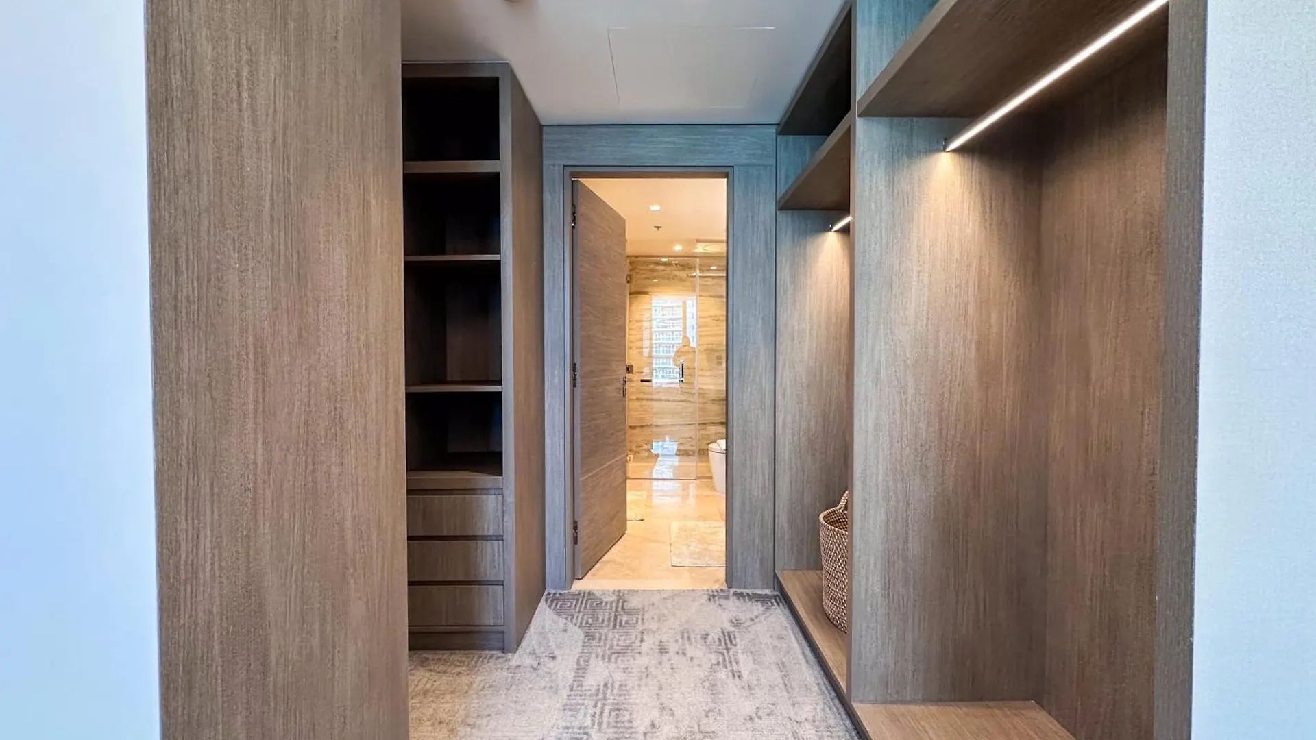 Chic 1-Bedroom In Sterling Tower, Downtown Stay - 17Ab05 Dubai United Arab Emirates