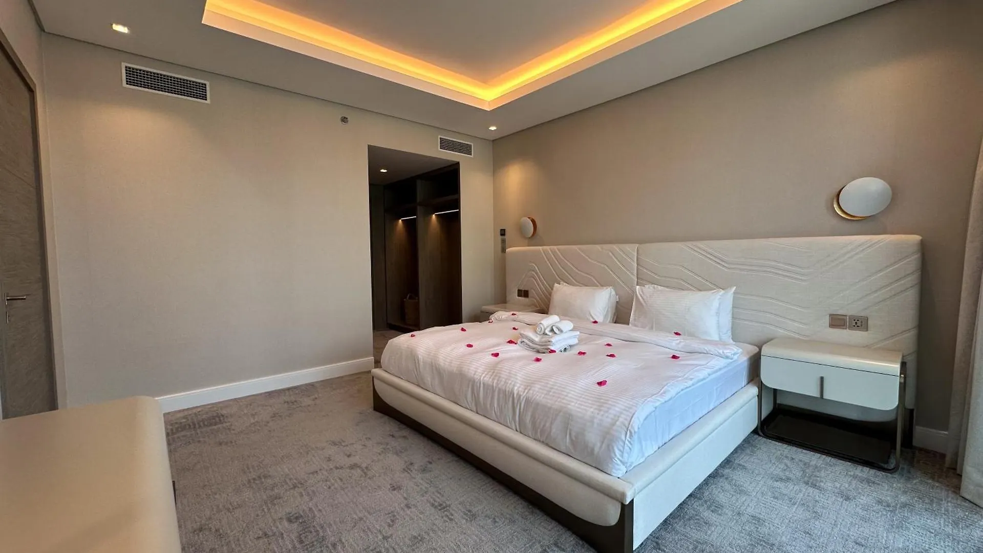 Chic 1-Bedroom In Sterling Tower, Downtown Stay - 17Ab05 Dubai United Arab Emirates