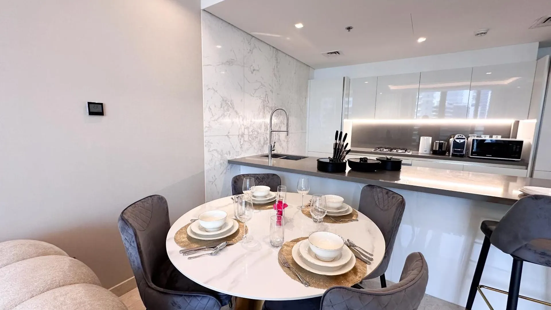 Apartment Chic 1-Bedroom In Sterling Tower, Downtown Stay - 17Ab05 Dubai United Arab Emirates